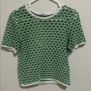 Zara Green and White Patterned Short Sleeve Top